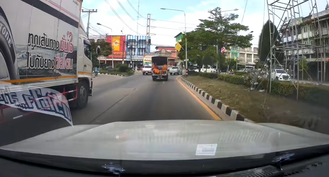 ล้อหลุด