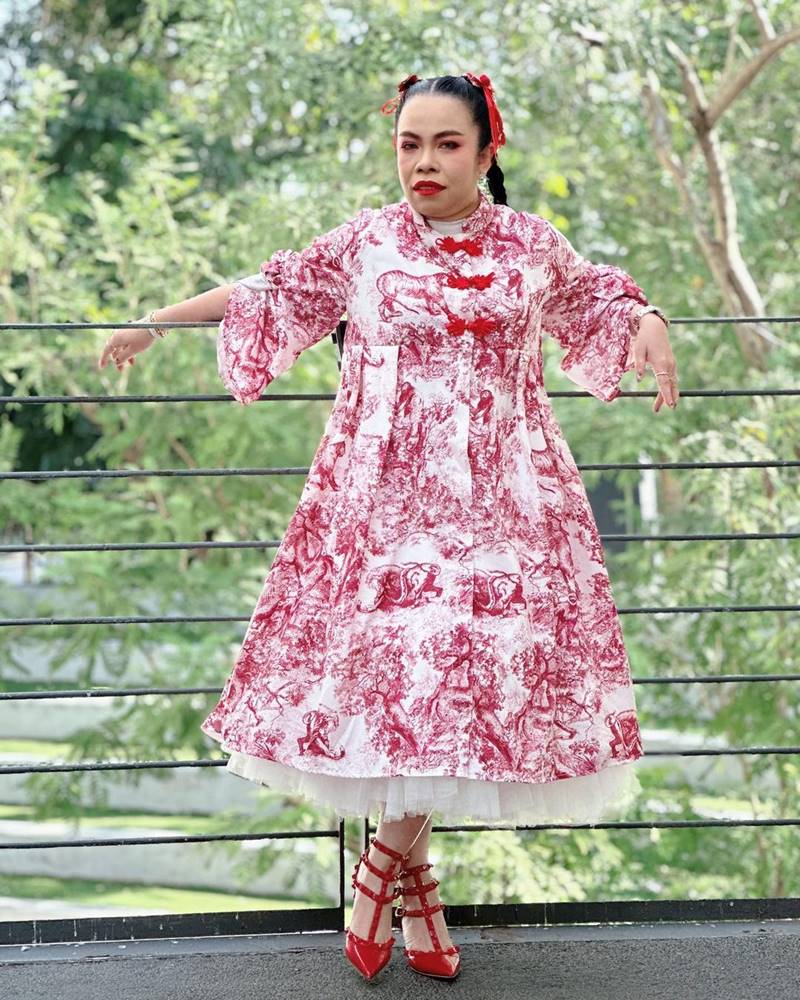 ตุ๊กกี้ สุดารัตน์ 