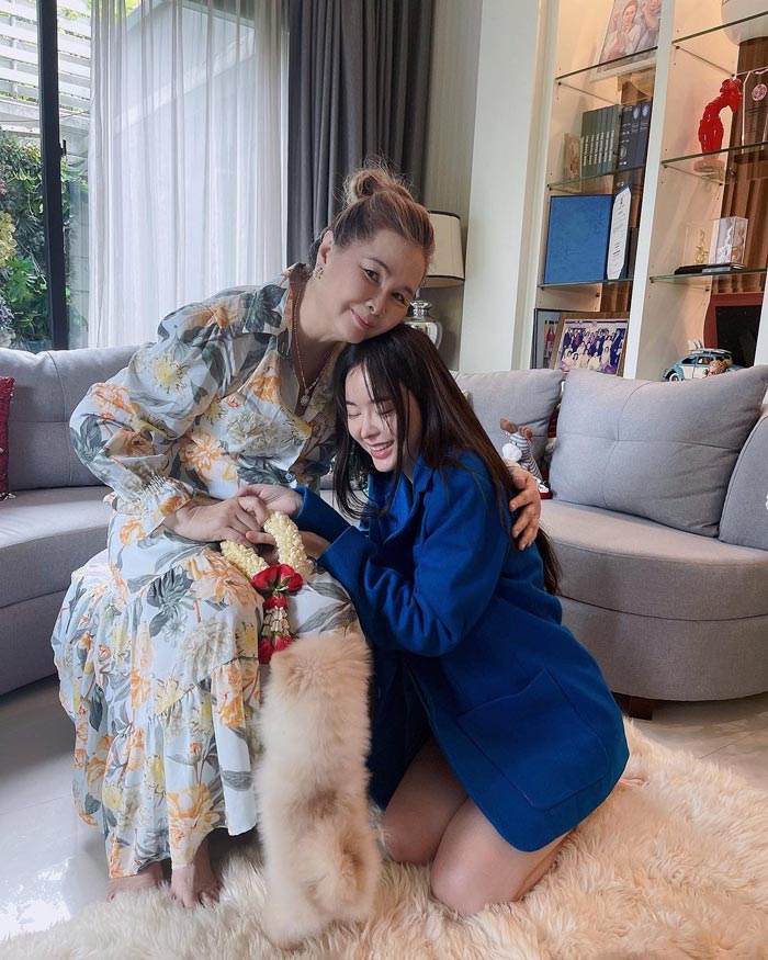 แม่ ไอซ์ ปรีชญา