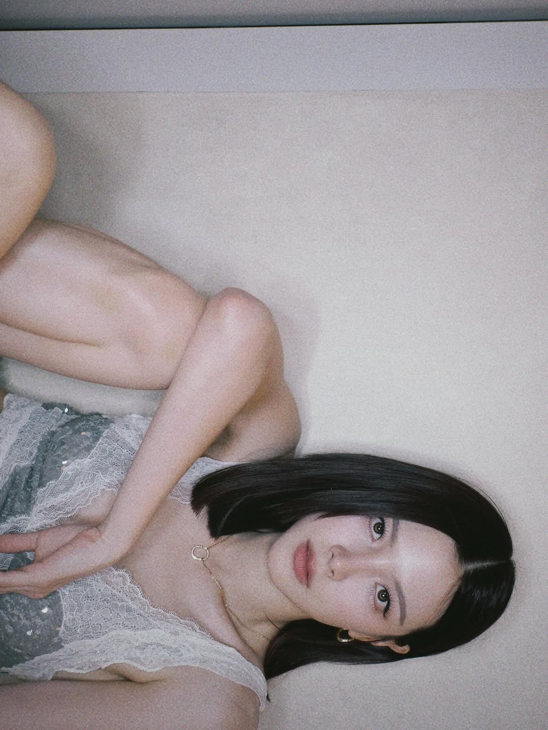 ใบเฟิร์น พิมพ์ชนก ลุคใหม่