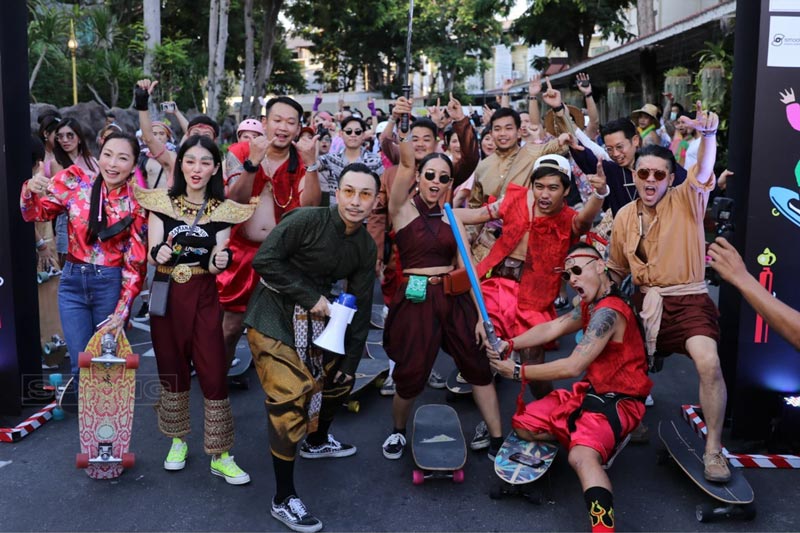 โจอี้ บอย มาดามเดียร์