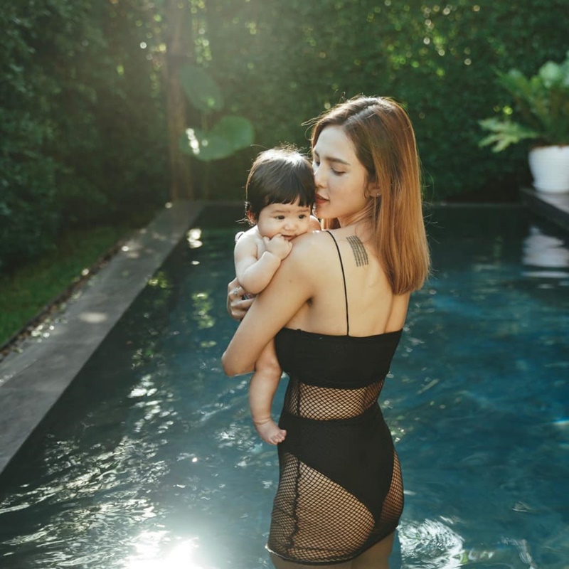 อุ้ม ลักขณา