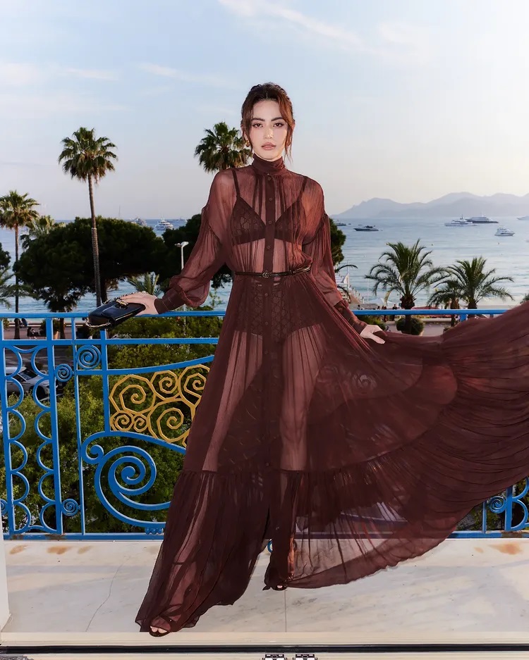 ใหม่ ดาวิกา โททัลลุคสุดชิค สวยเฉิดฉาย กระทบไหล่คนดังระดับโลกมากมาย 