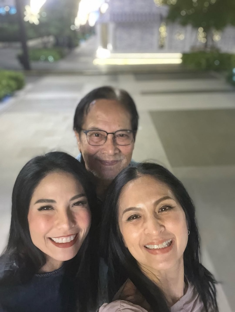 พีท ทองเจือ