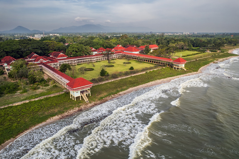 พระราชนิเวศน์มฤคทายวัน ชายหาด