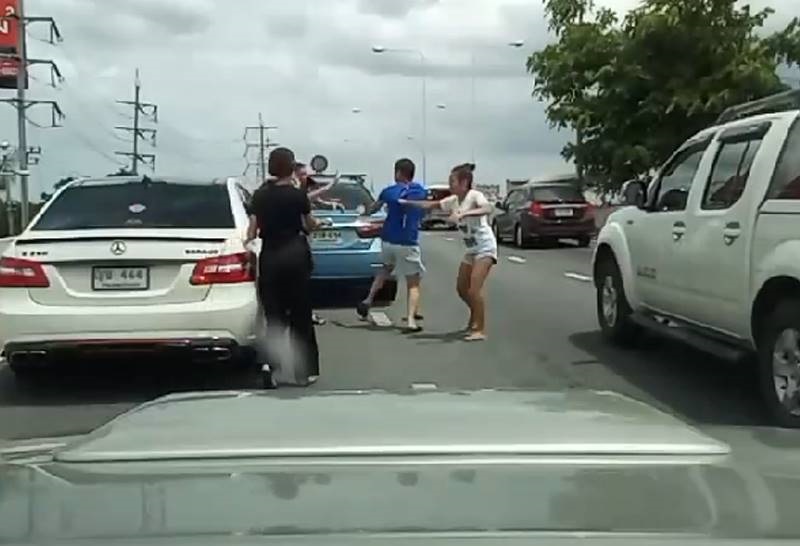 ไวท์ ณวัชร์