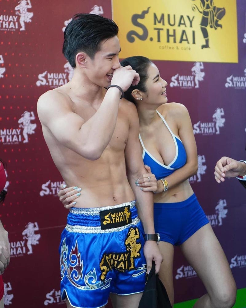 แน๊ต เกศริน