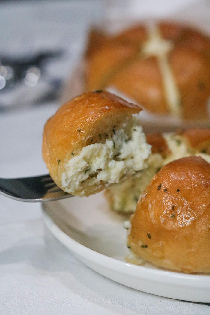 ร้านขนมปังกระทียมครีมชีส