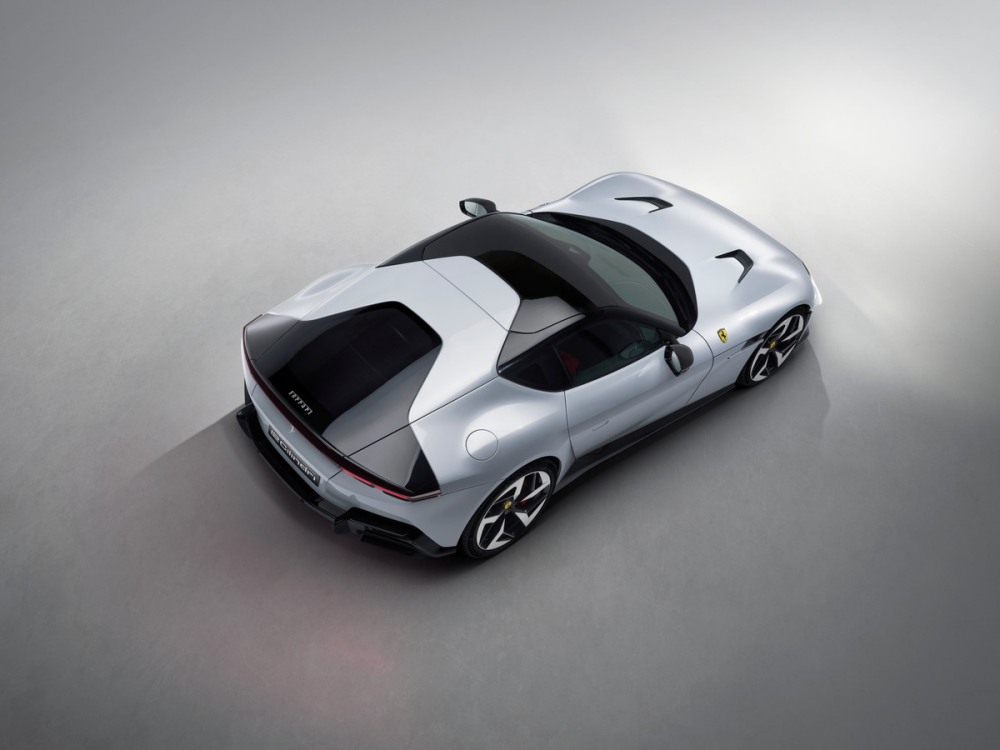 ferrari 12Cilindri