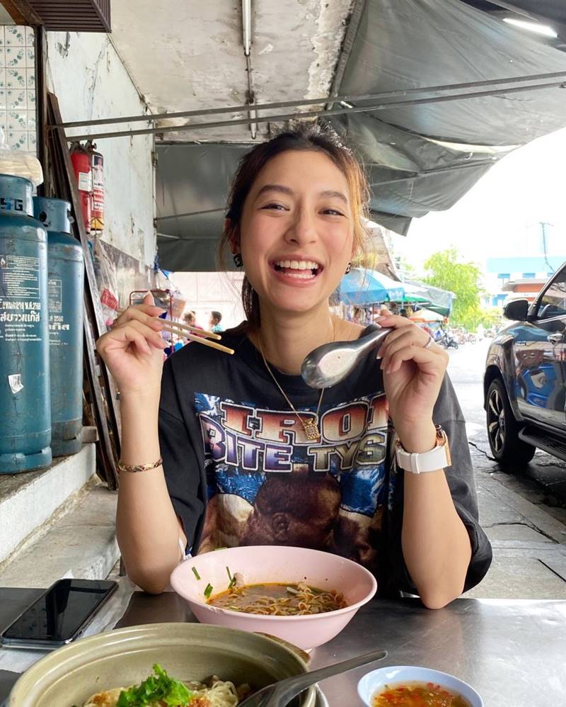 มิว นิษฐา