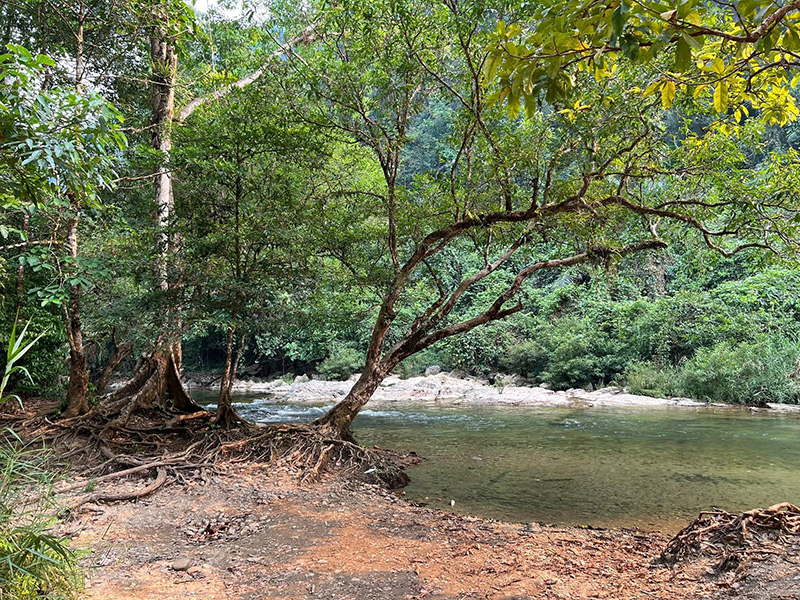 บ้านเสน่ห์พ่อง สังขละบุรี