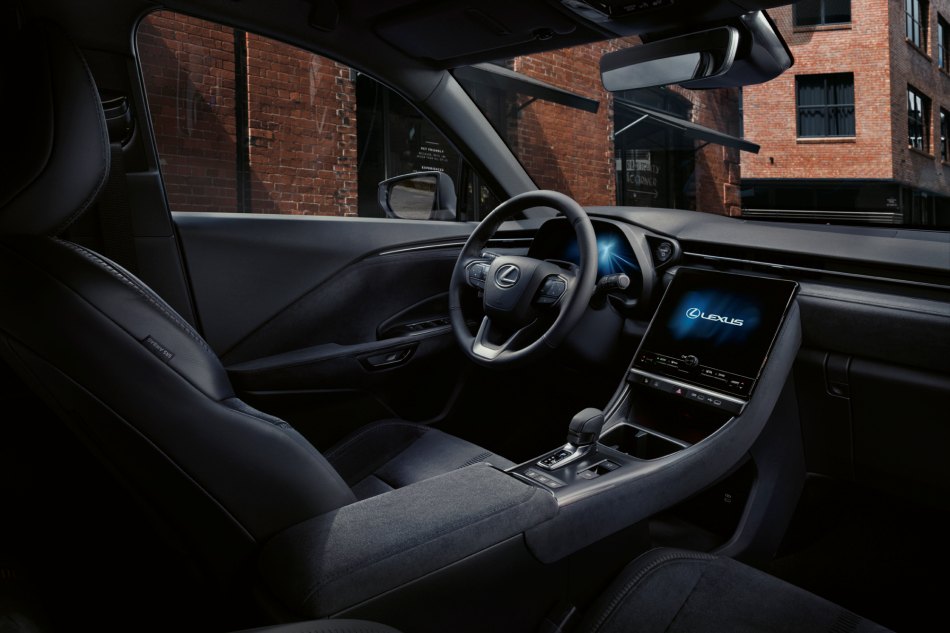 lexus lbx 2024