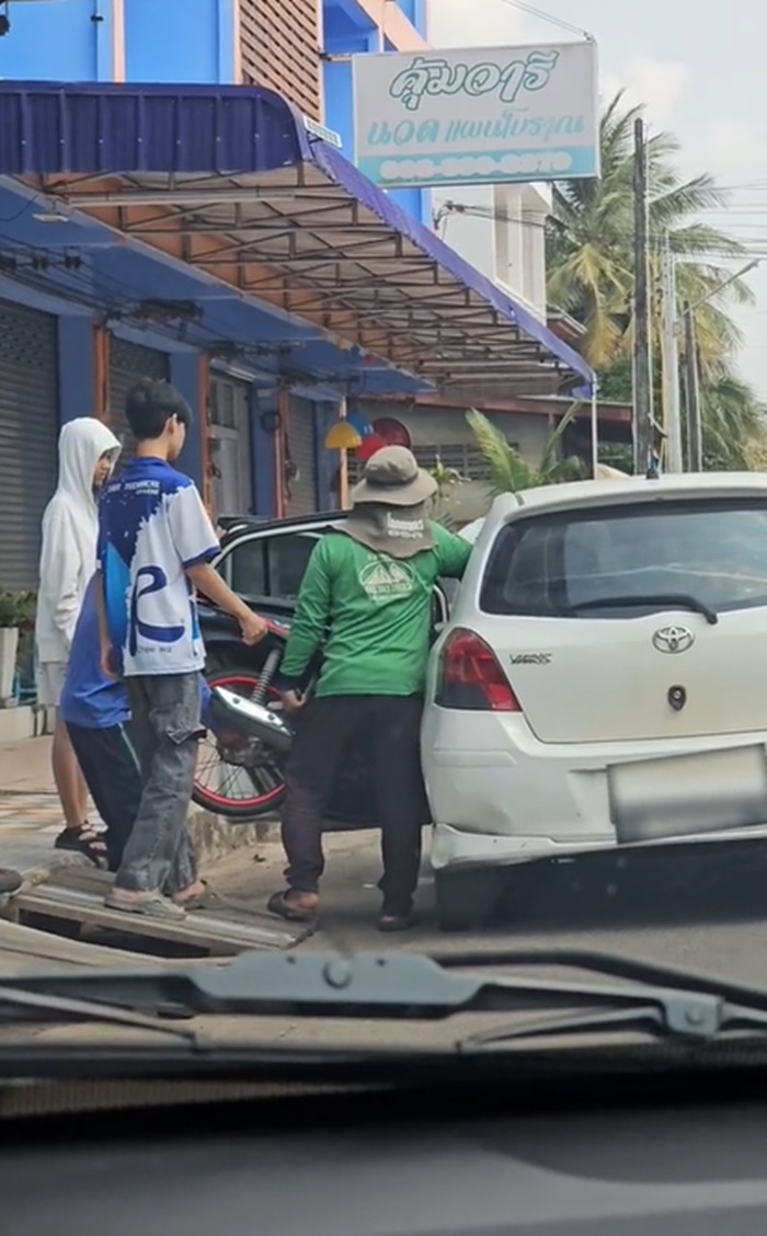 ขนรถ