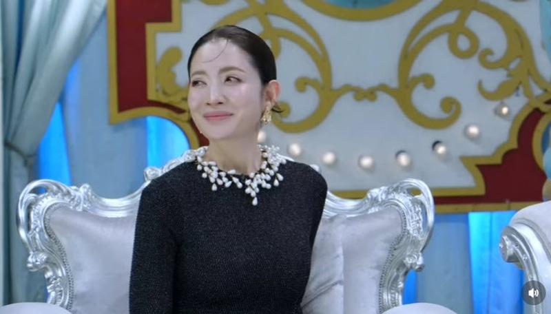 แอฟ ทักษอร