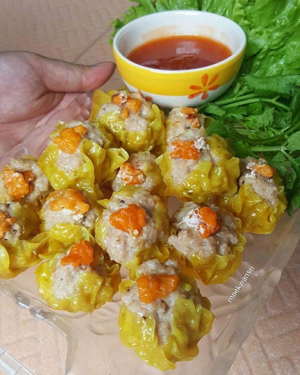 ขนมจีบหน้าไข่ปู