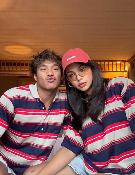 ประวัติ มิกซ์ เฉลิมศรี หรือ Badmixy นักร้องและอินฟลูเอนเซอร์สาวสุดแซ่บ