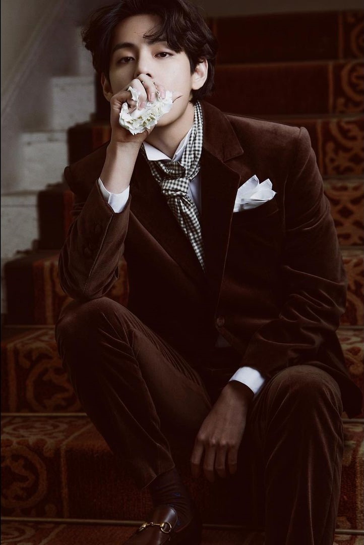 v bts taehyung