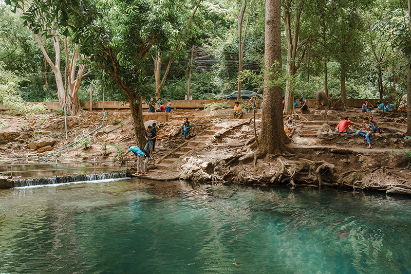 ที่เที่ยวบ่อน้ำผุด