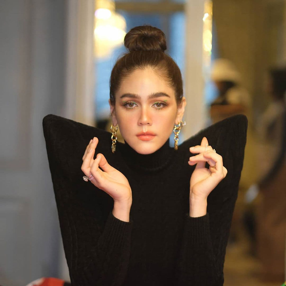 ชมพู่ อารยา