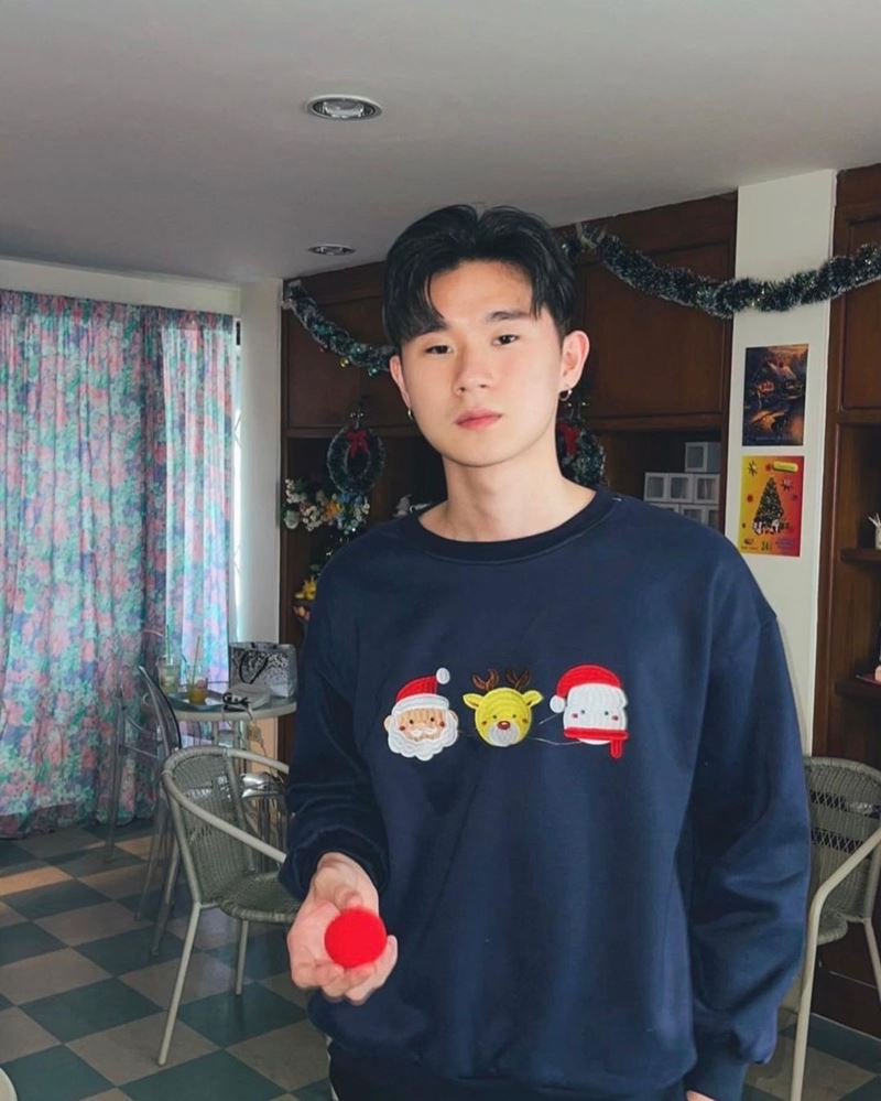 ยิ้ว วาริ