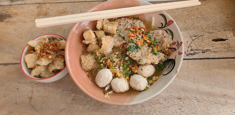 ก๋วยเตี๋ยวต้มยำกากหมู
