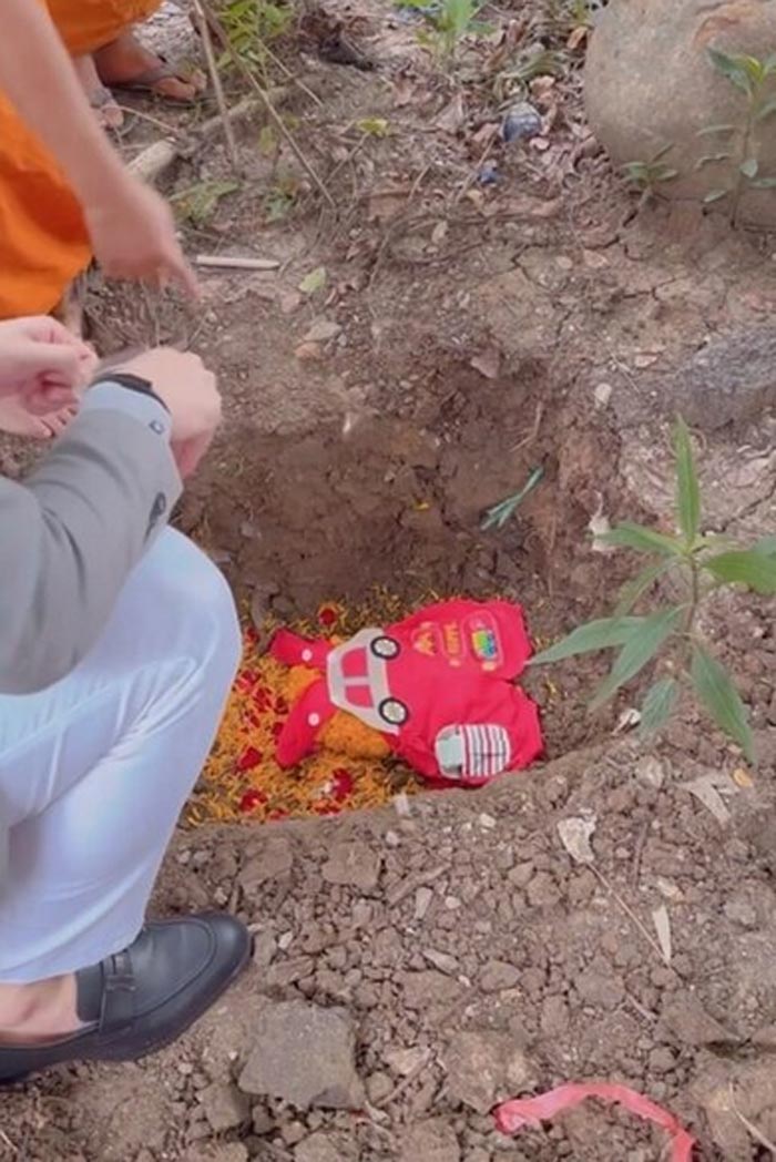 เจนนี่ ยิว