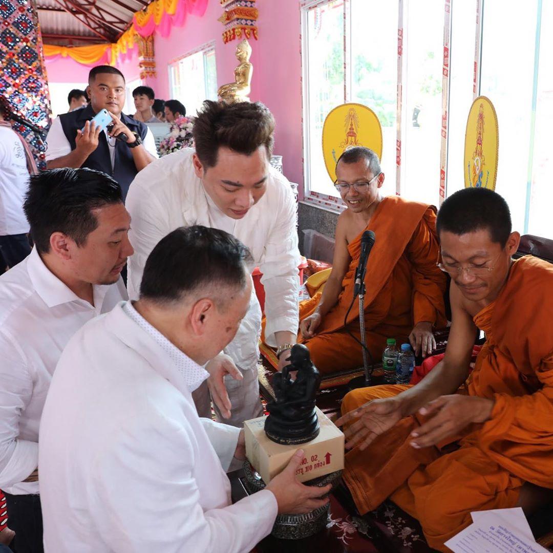 มดดำ คชาภา