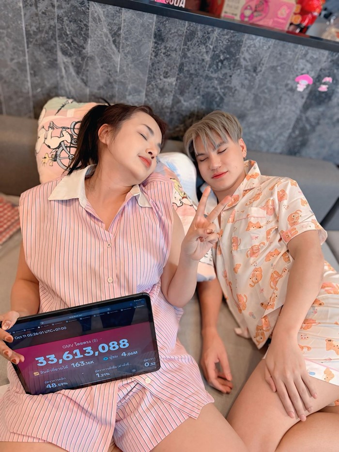 บูม หมูทะ เผยเงินเดือน เจนนี่ ได้หมดถ้าสดชื่น มอบให้ หลังมาช่วยไลฟ์