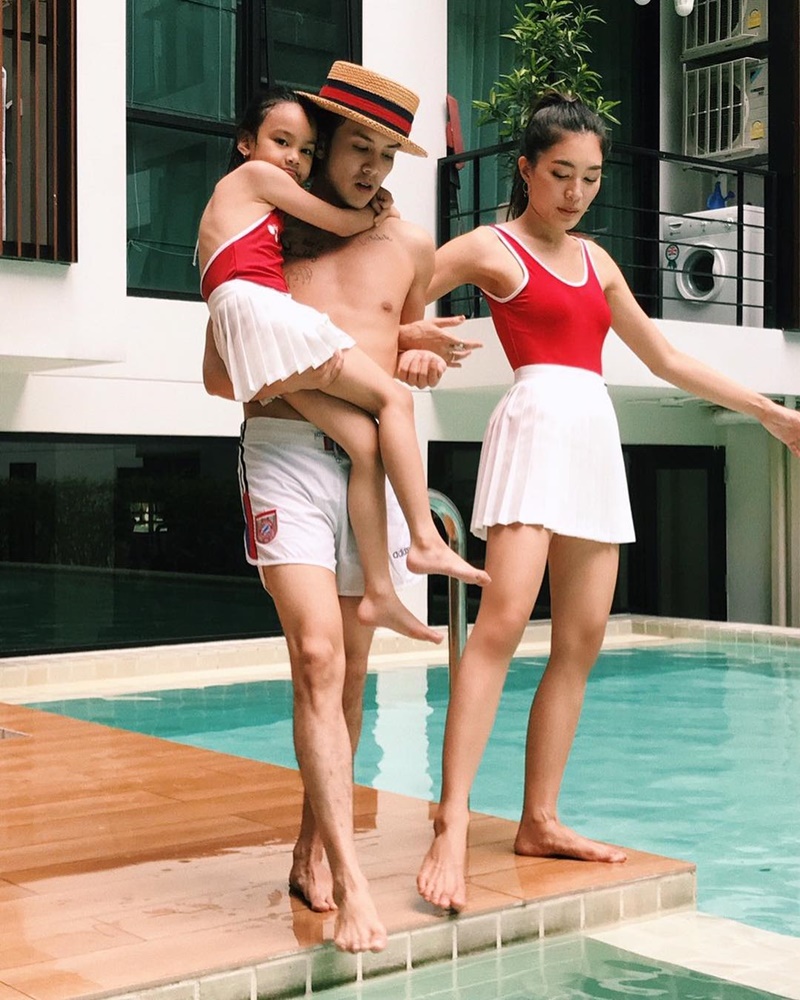 แอมมี่ The Bottom Blues