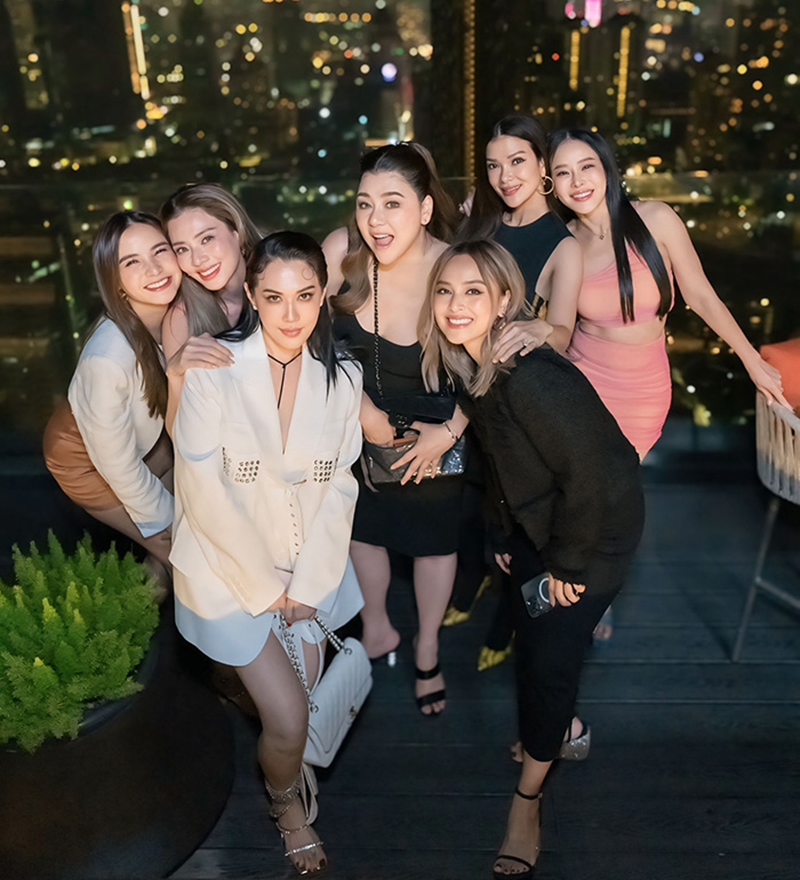 หนิง ปณิตา ลงรูปสวยแซ่บ ก่อนเจอสามีเก่าเมนต์ช็อตฟีล