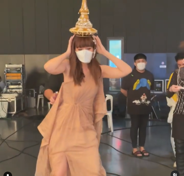 ชมพู่ อารยา 