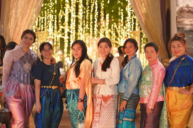 งานพระนารายณ์ ลพบุรี 2568 ชุดไทย
