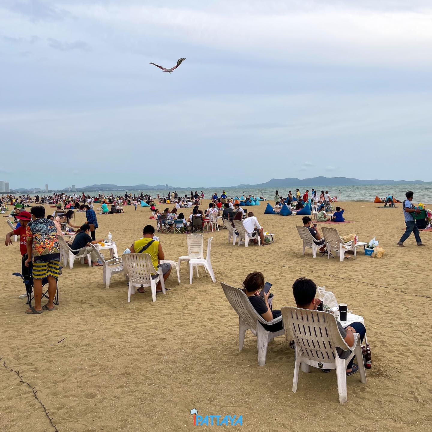 หาดจอมเทียน
