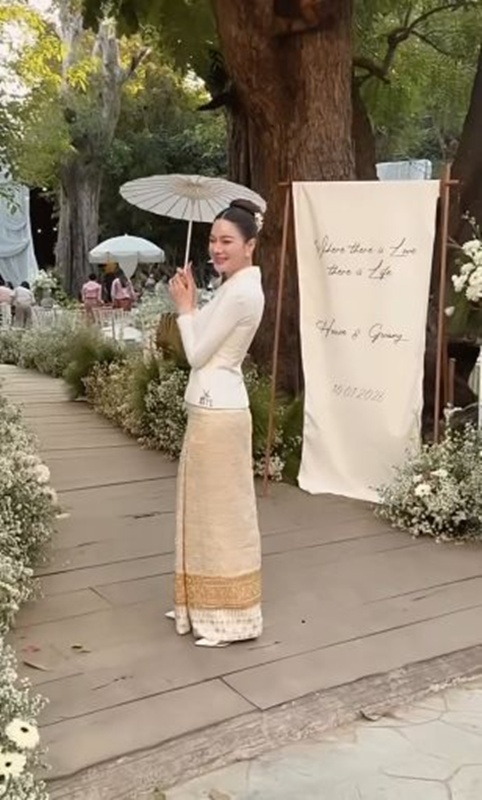 กวาง เดอะเฟซ แต่งงานแบบล้านนา