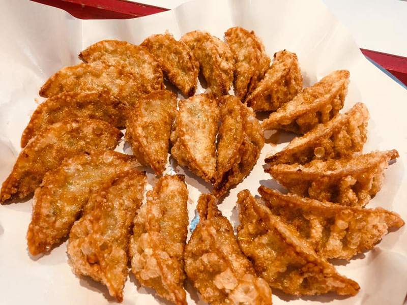 เกี๊ยวซ่าเจ้าเด็ดในกรุงเทพฯ