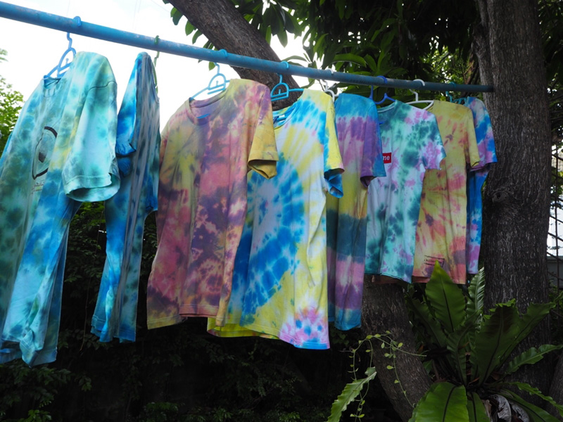 เสื้อมัดย้อม