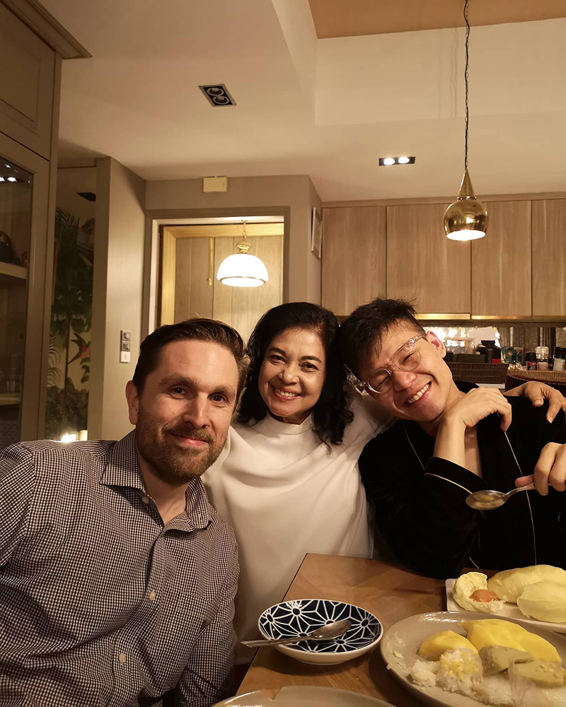 ครูลูกกอล์ฟ