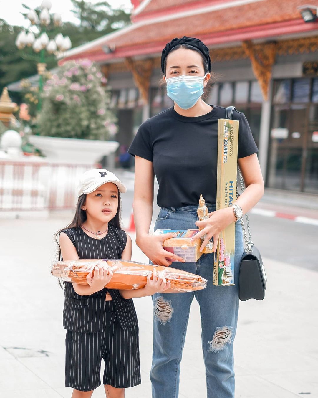 แบงค์ อธิกิตต์