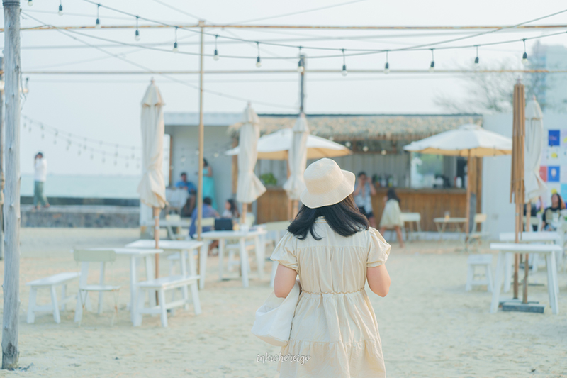 Tumlay Cafe & Bar