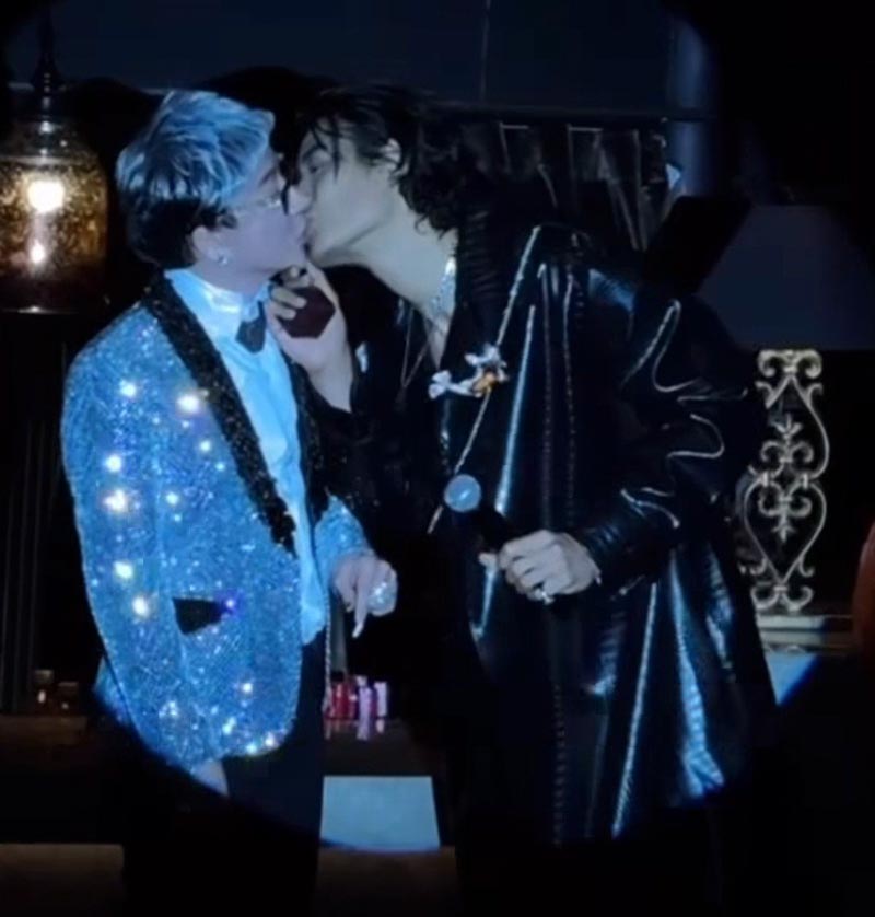 บิ๊ก ทองภูมิ จัดซีนใหญ่จูบปาก ไฮโซชูชัย