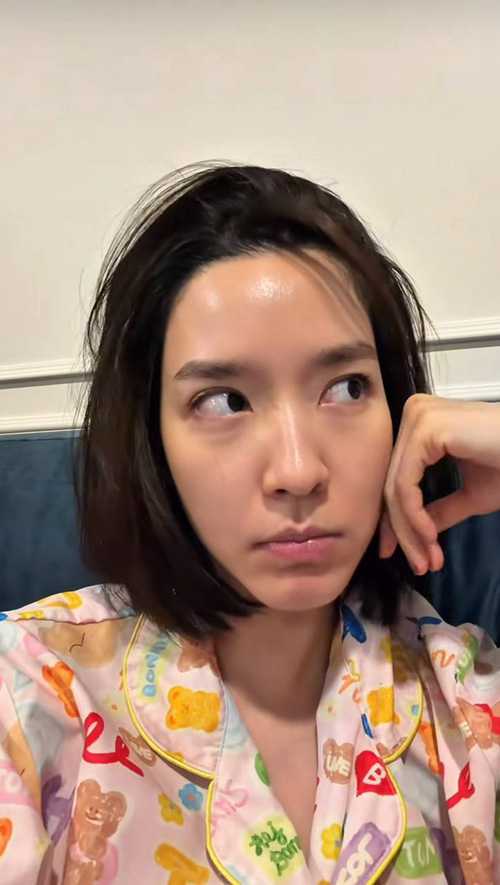 โม มนชนก