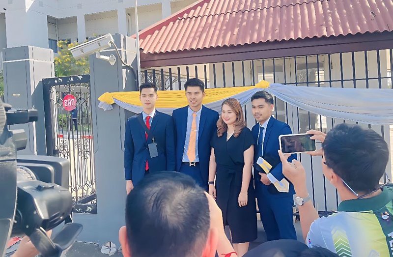 จูน เพ็ญชุลี