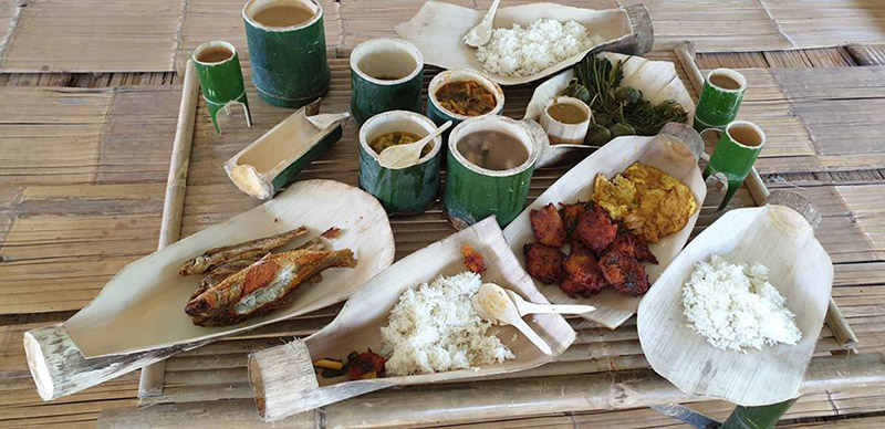 อาหาร บ้านโป่งลึก-บางกลอย