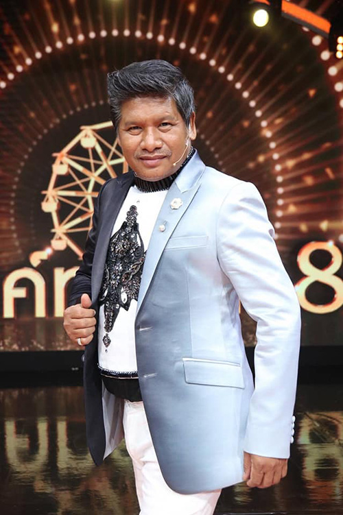 ครูเทียม ชุติเดช