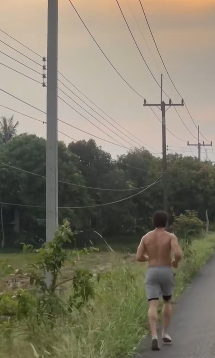 วิ่งออกกำลังกาย