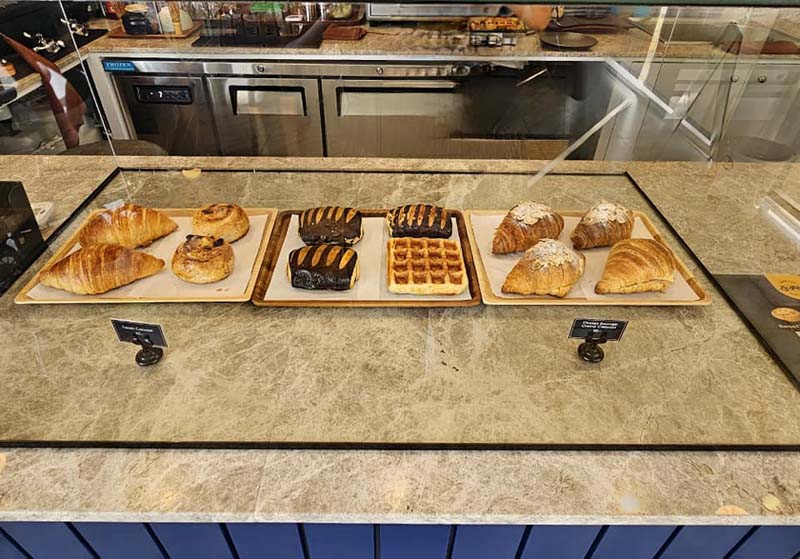 Le Père Bakery