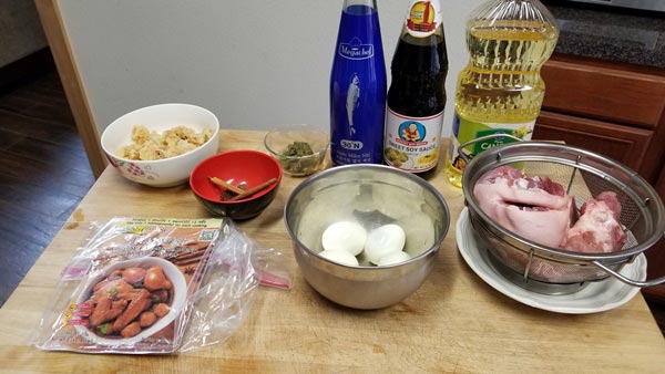 พะโล้ขาหมู