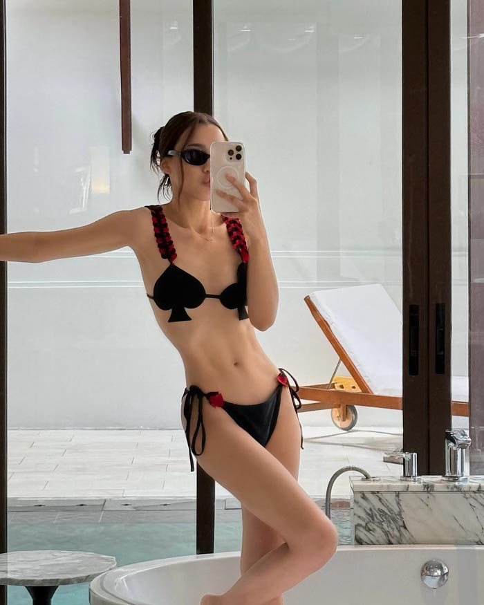 ลิลลี่ ภัณฑิลา บิกินี่รูปโพดำ