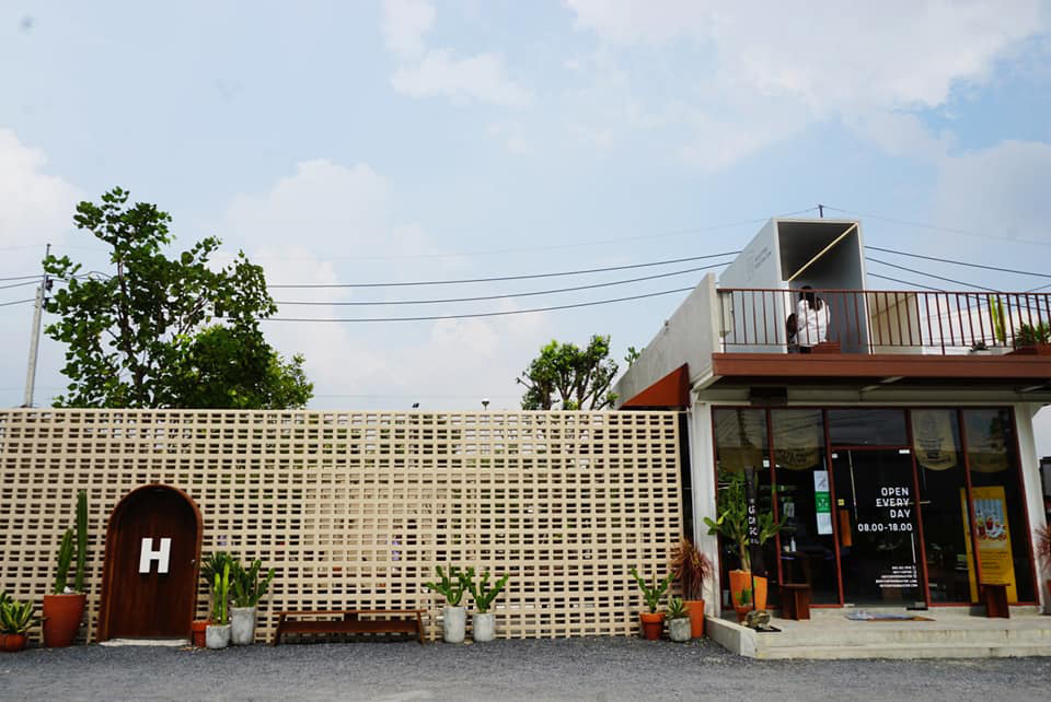 Hey! Coffee สาขาวัชรพล คาเฟ่สุขาภิบาล 5