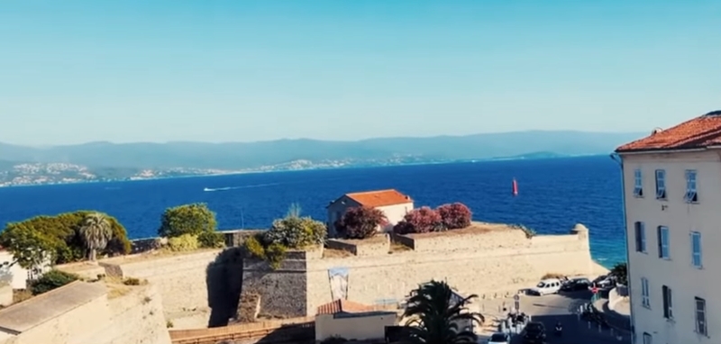 เมืองอาฌักซีโย Ajaccio